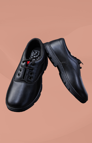 Pu - Park Footwear in Narela